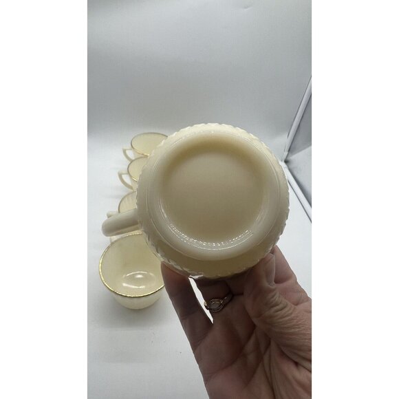 Set of 8 Vintage Macbeth Evans Milk Glass Tea Cups with Gold Trim - Picture 3 of 5
